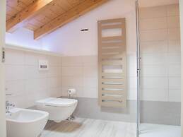 C0-e569-lbag97b2 - Dream Lake Apartment 2