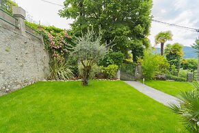 Co-f181-carb1at - Tremezzo Apartment 1