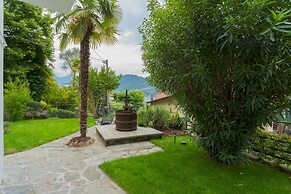 Co-f181-carb1at - Tremezzo Apartment 1