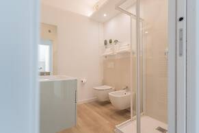 Valarin Como Luxory Apartment Wellness