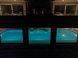 Valarin Como Luxory Apartment Wellness