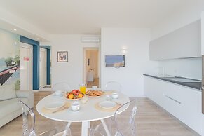 Valarin Como Luxory Apartment Wellness