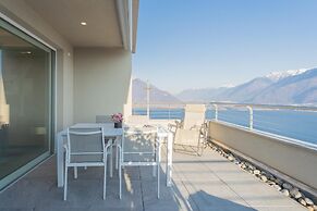 Valarin Como Luxory Apartment Wellness