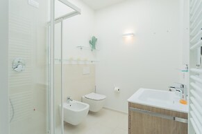 Valarin Napoli Luxory Apartment Wellness