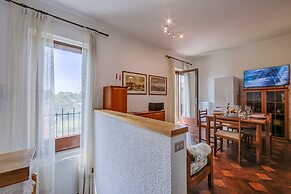 Charming La Gelosia Few Min From Lake