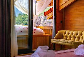 The Luxury Shelters