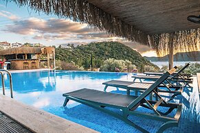 The Luxury Shelters