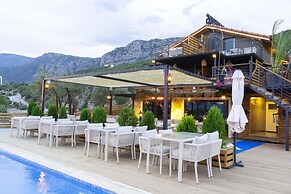 The Luxury Shelters