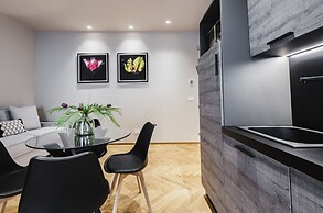 Ferrini Home - Etnea Heritage