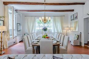 Villa Elizabeth an Hill Retreat