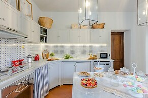 Villa Elizabeth an Hill Retreat