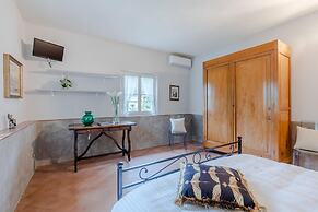 Villa Elizabeth an Hill Retreat