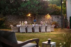 Villa Elizabeth an Hill Retreat