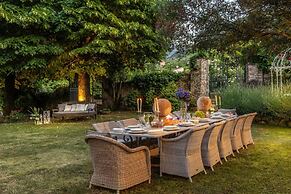 Villa Elizabeth an Hill Retreat