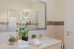 Villa Elizabeth an Hill Retreat