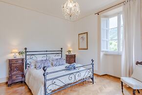 Villa Elizabeth an Hill Retreat