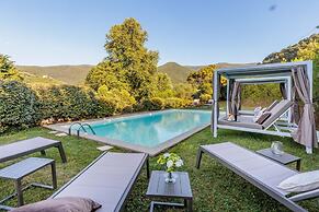 Villa Elizabeth an Hill Retreat