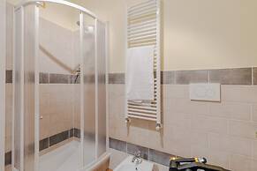 Villa Elizabeth an Hill Retreat