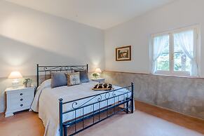 Villa Elizabeth an Hill Retreat