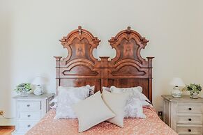 Villa Elizabeth an Hill Retreat