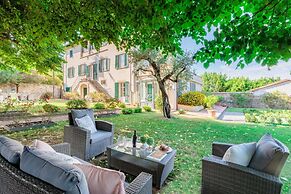 Villa Elizabeth an Hill Retreat