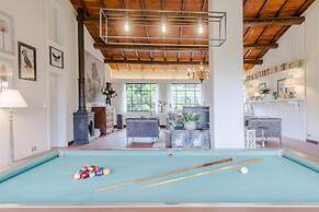 Villa Elizabeth an Hill Retreat