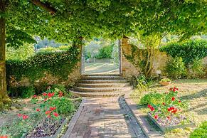 Villa Elizabeth an Hill Retreat