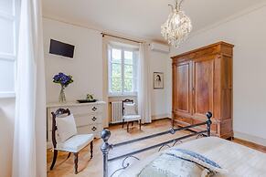 Villa Elizabeth an Hill Retreat