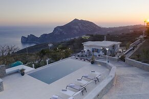 Villa Ligea in Sant Agata sui Due Golfi