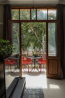 DeBlox living - Alhambra Apartments