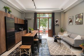 DeBlox living - Alhambra Apartments