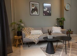 DeBlox living - Alhambra Apartments