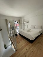 DeBlox living - Alhambra Apartments