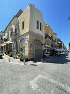 DeBlox living - Alhambra Apartments