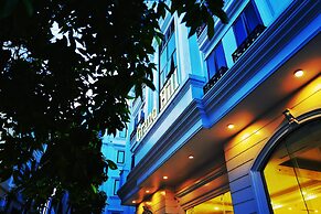 Grand Hill Apartment & Hotel