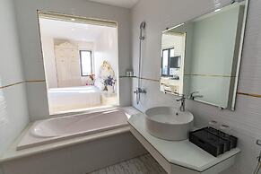 Grand Hill Apartment & Hotel