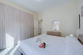 White Flower 250mt From Sea