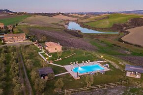 Villa Lajatico in Fabbrica