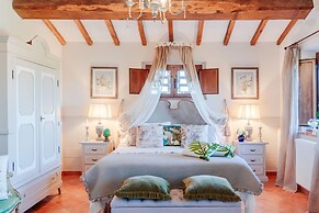 Villa Lajatico in Fabbrica