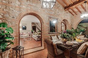 Villa Lajatico in Fabbrica