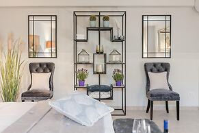 The Luxury Beach Villa