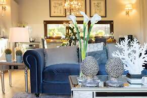 The Luxury Beach Villa