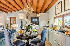 The Luxury Beach Villa