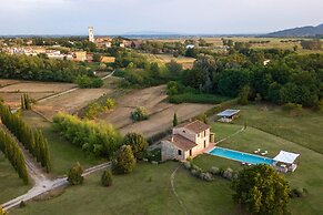 Il Conte Farmhouse Retreat