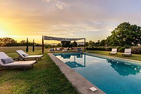 Il Conte Farmhouse Retreat