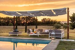 Il Conte Farmhouse Retreat