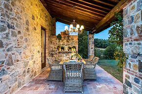 Il Conte Farmhouse Retreat