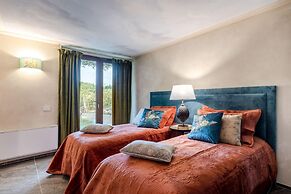 Il Conte Farmhouse Retreat