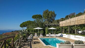 Villa Amiela in Sant Agata sui Due Golfi