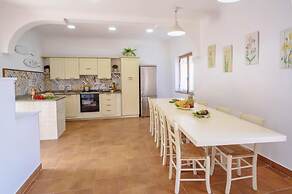 Villa Marika in Sant Agata sui Due Golfi